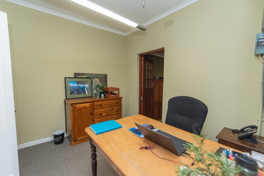 Commercial Property for Sale in Richmond Hill Eastern Cape